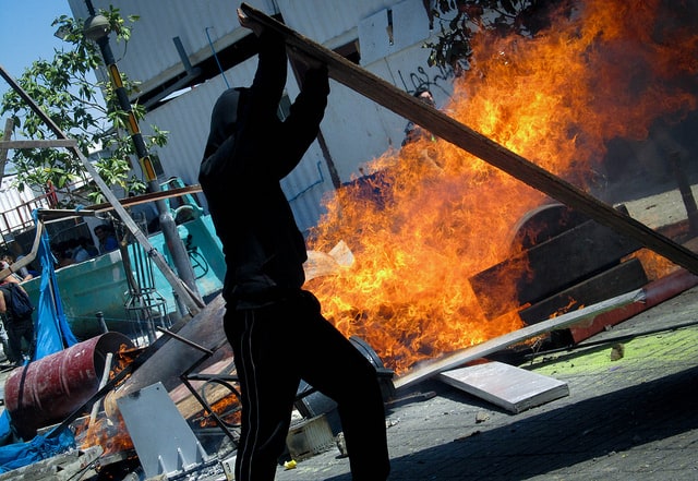 Encapuchado in Chile