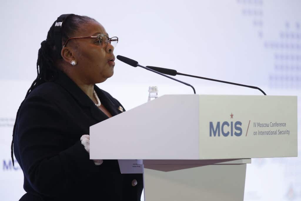 Nosiviwe Mapisa Nqakula