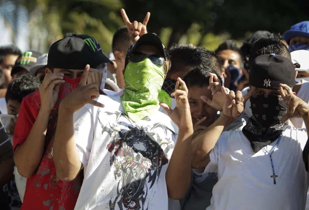 MS-13 Gang Members Hand Signs