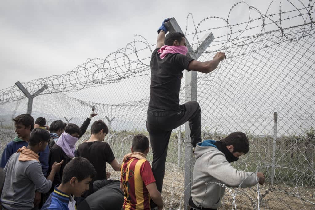 Clashes continue in the Macedonian border