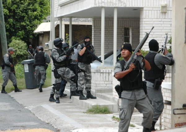 Mexican Cops Raid Los Zetas
