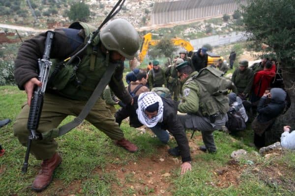 Israeli Border Police Make Arrest