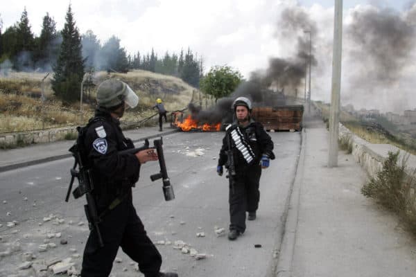 Israeli Border Police Patrol Jerusalem's Old City