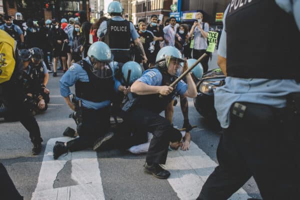 Protesters clash with police in Chicago