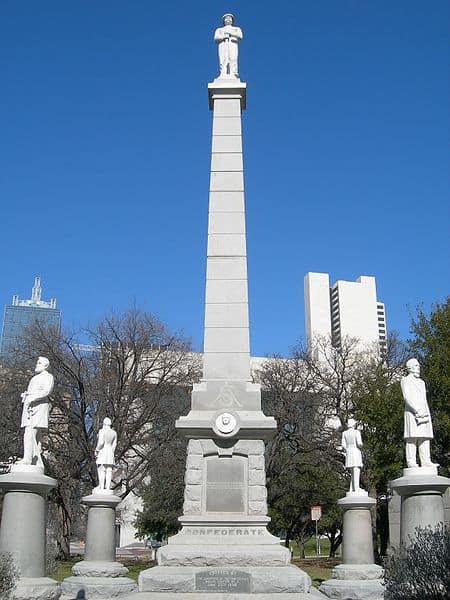Confederate War Memorial in Dallas TX
