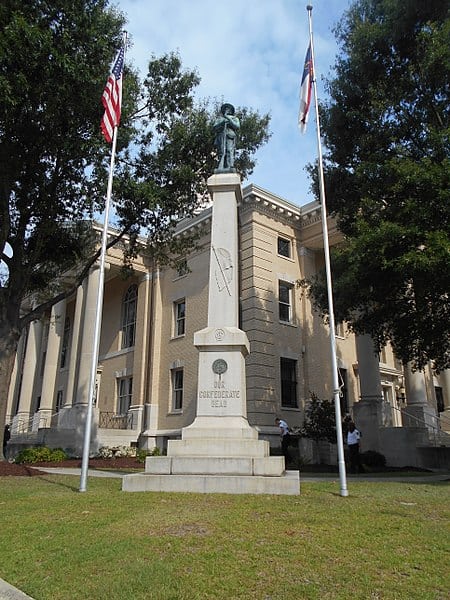 Confederate statue at Pitt County Courthouse, Greenville, NC