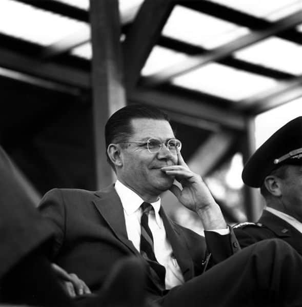 Robert McNamara at Fort Bragg