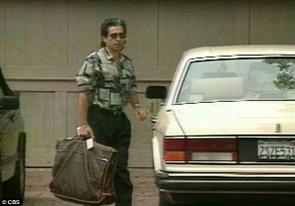 Robert Kardashian and the Bag