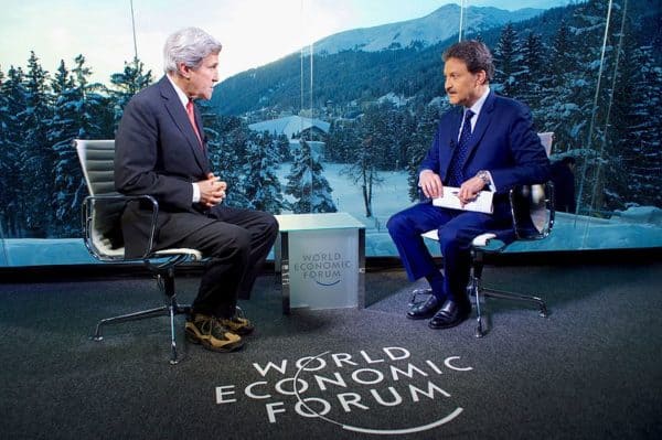 Muhammed Le and John Kerry at Davos