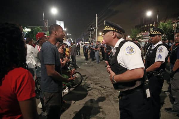 Blacks and Police Faceoff in Chicago