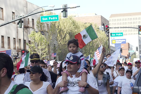 加利福尼亚州圣何塞，五一劳动节三月。 信用：z2amiller，CC BY-SA 2.0，通过 Wikimedia Commons