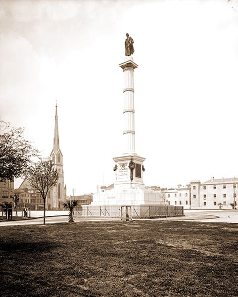 Calhoun Monument, Marion Square, Charleston, S.C, 1890. Credit: Album / quintlox