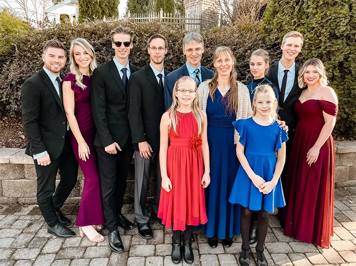 RomeikeFamily.png